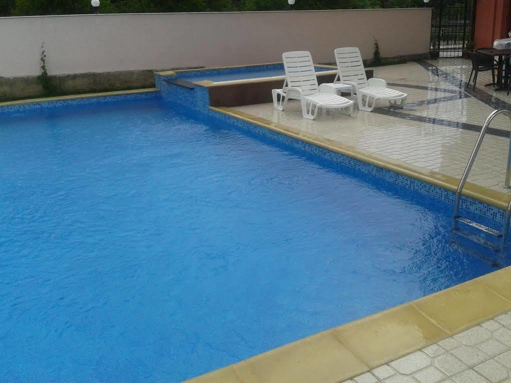 Elegance Spa Hotel ออร์คนายโนโว่ ภายนอก รูปภาพ